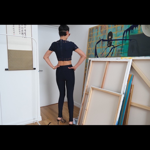 Herve Leger crop top - Picture 2 of 8